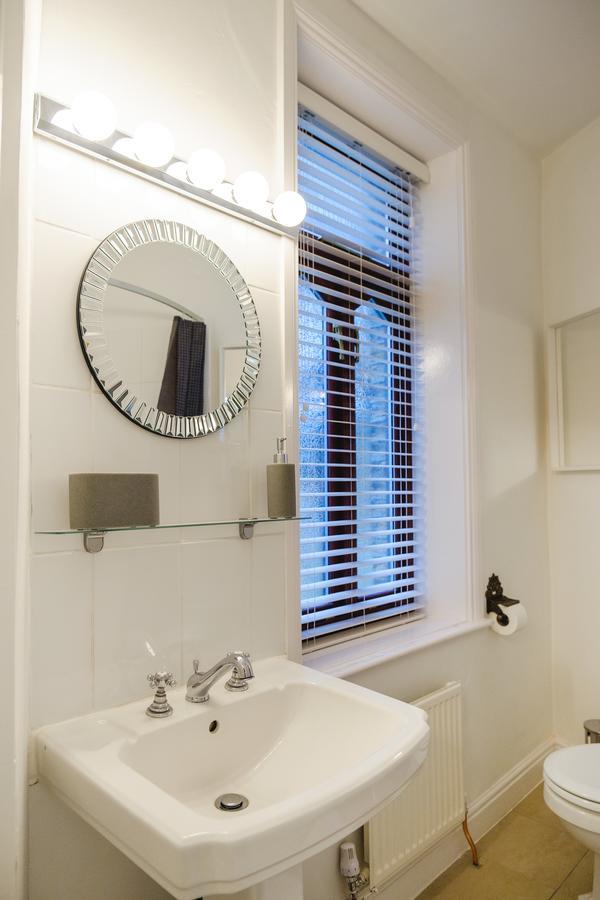 St John'S Cottage - Simple2Let Serviced Apartments Halifax Eksteriør billede